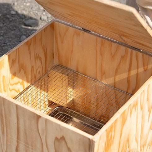 【CAESU.SDGs OUTDOOR】BLANK-182ウッドハードケース(CAJON/SMOKING)