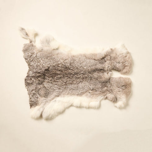 【CAESU.SDGs OUTDOOR】本革尻当てラビットファー(食用端材)