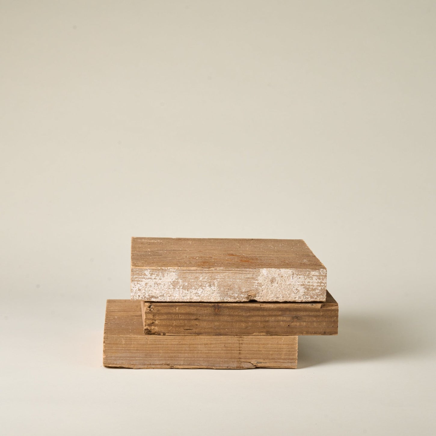 SPAR-second life-に利用される足場板の加工前の画像